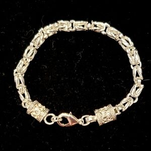 NEW Silver Link Bracelet, 7" Lobster Clasp For Security, Pretty Drum Bead Detail